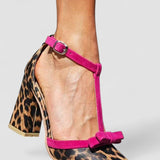 Isabel - Sandalias con estampado de leopardo y detalle colorido